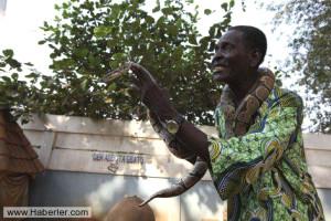 Afrika Da Yasamin Parcasi Haline Gelen Voodoo Buyusu Foto Galerisi