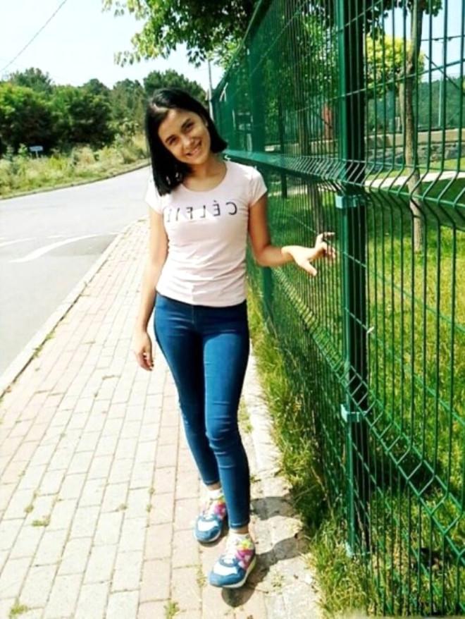 14 Yasindaki Kiz Cocugu Babasina Kizip Evi Terk Etti Foto Galerisi