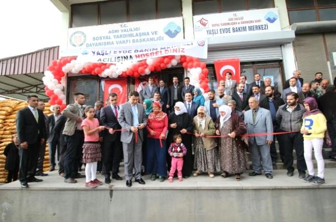 Ağrı’da Yaşlı Evde Bakım Merkezi Açıldı