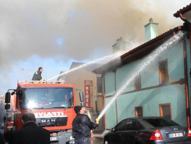 Eskişehir’de Tarihi Evde Yangın