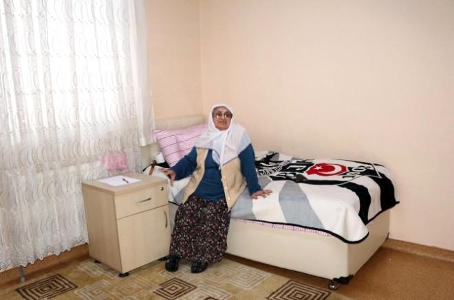 Huzur Evi Şairi