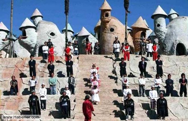 Çinde Buz Krallığı kuruldu Çinde Buz Krallığı kuruldu