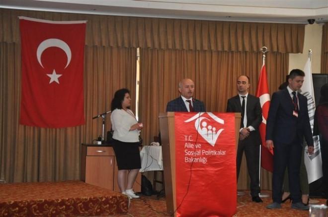 Çocuklar kötü adamlardan hoşlanır mı Gösteriş - kesinlikle evet Çocuklar kötü adamlardan hoşlanır mı Gösteriş - kesinlikle evet