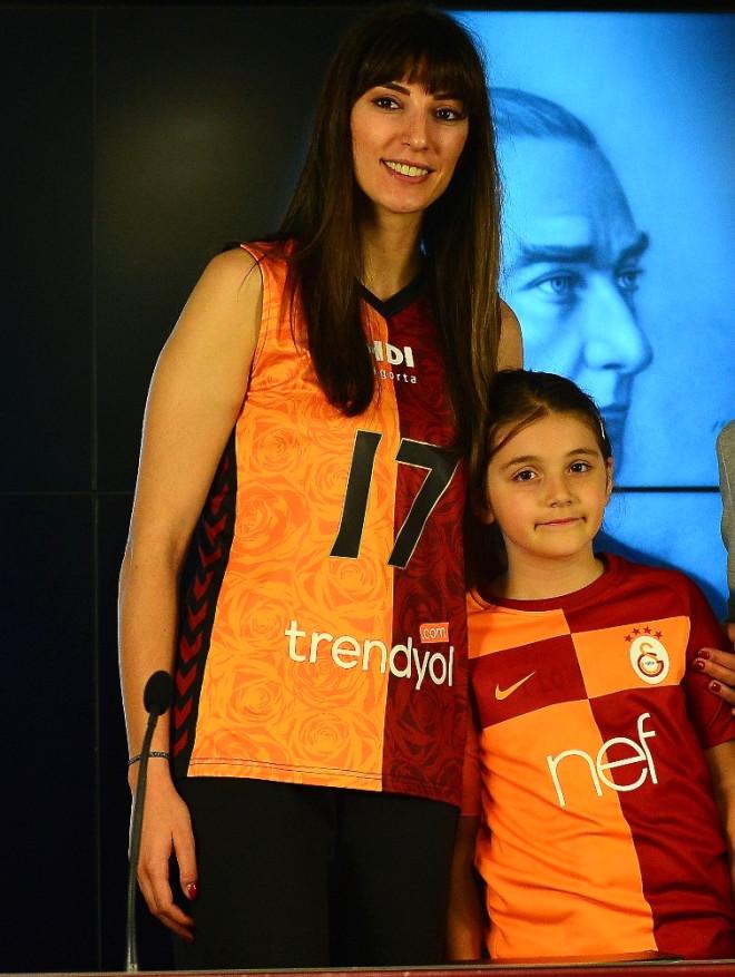 Neslihan Demir Güler “Galatasaray Ailesinde Olmaktan Dolayı..