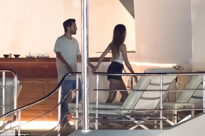 Kardashian'ların İlişki Bağımlısı Damadı Her Gün Başka Bir Kadınla!