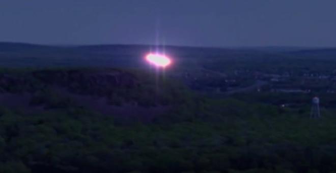 Uzaylılar ve Paranormal Olaylar Gerçekten Var mı?