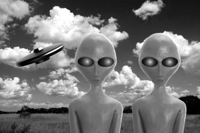 Uzaylılar ve Paranormal Olaylar Gerçekten Var mı?