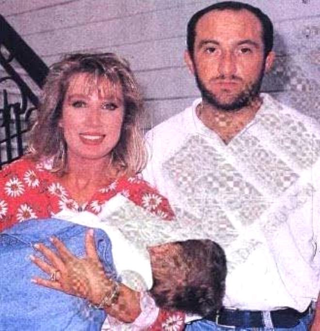 eski fotoğrafları seda sayan eski hali