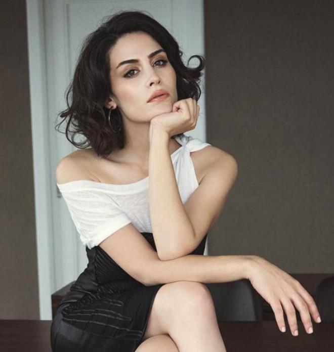 Hangi Ünlü Kaç Yabancı Dil Biliyor