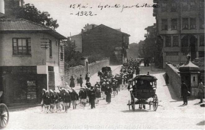 Eski İstanbul'dan Daha Önce Hiç Görmediğiniz Nostaljik Kareler