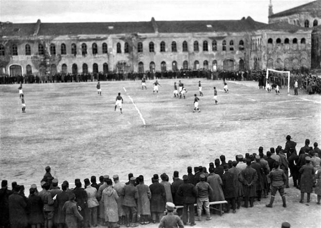 Eski İstanbul'dan Daha Önce Hiç Görmediğiniz Nostaljik Kareler