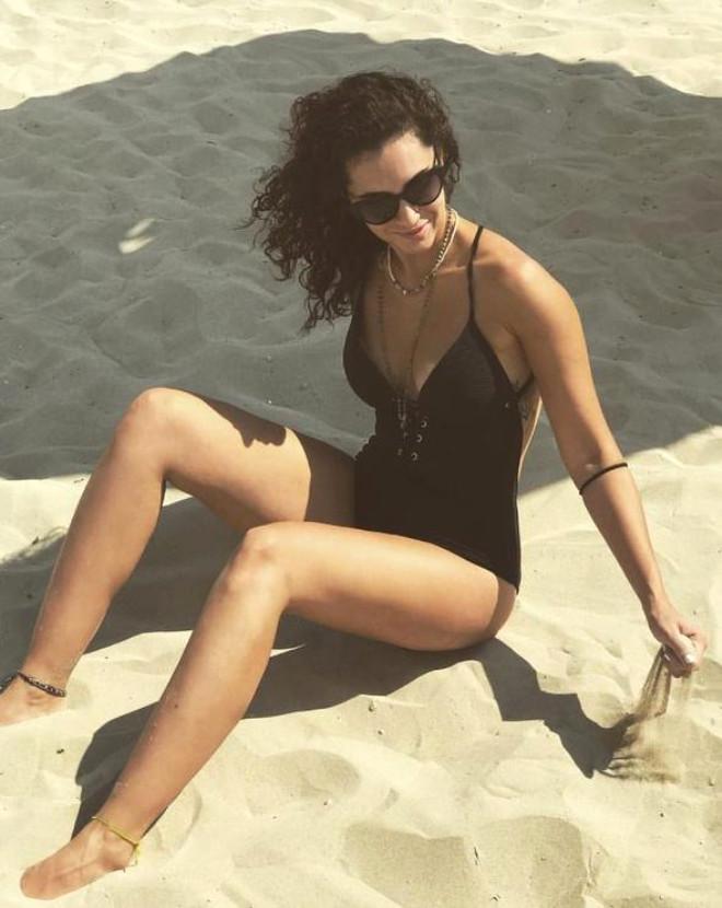 Ünlülerin Tatil Pozları Instagram'ı Salladı
