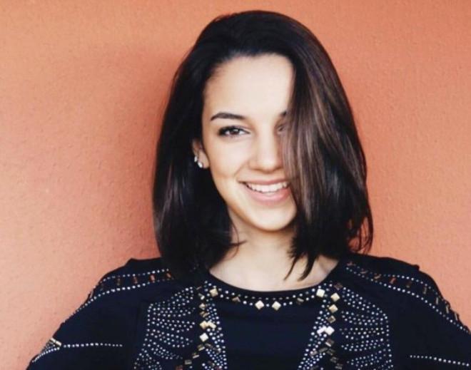 Eski Türkiye Güzel Özlem Kaymaz’ın Kızı Miss Turkey Güzeli Tara..
