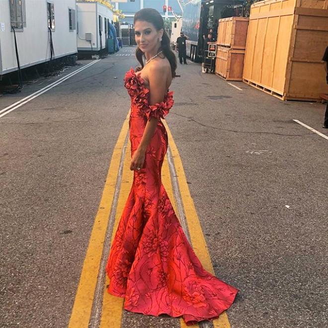 Kim İnanır Dört Çocuk Annesi Olduğuna! Fit Vücuduyla Hemcinslerini Kıskandırıyor