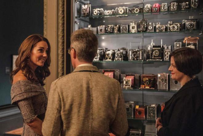 Cambridge Düşesi Kate Middleton Türk'ün İmzasıyla Geziyor