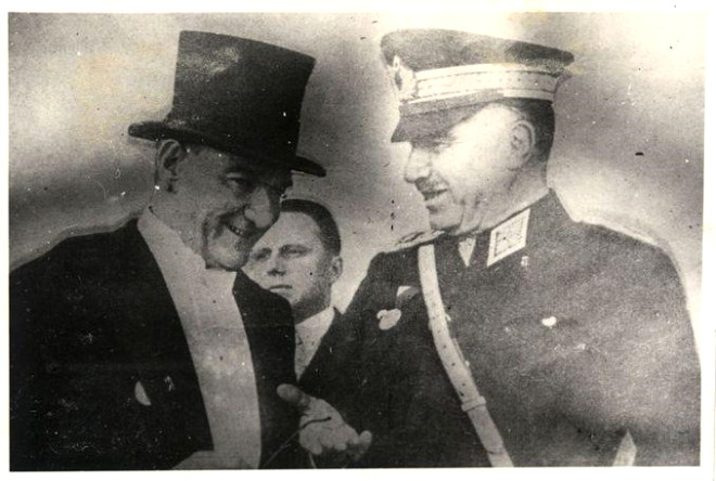 Atatürk'ün Bu Fotoğrafını Daha Önce Hiç Görmediniz!
