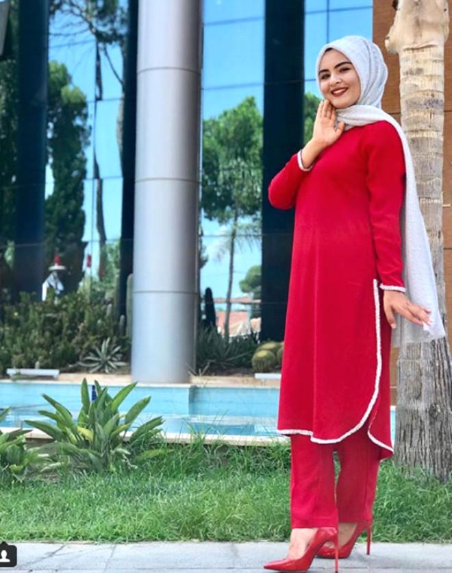 İzdivaç'ın Fenomen Gelin Adayı Hanife'nin, Son Hali 'Estetik mi Oldu?' Dedirtiyor!