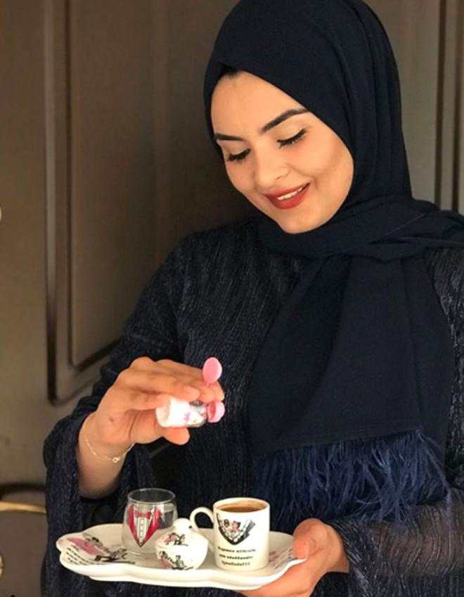 İzdivaç'ın Fenomen Gelin Adayı Hanife'nin, Son Hali 'Estetik mi Oldu?' Dedirtiyor!