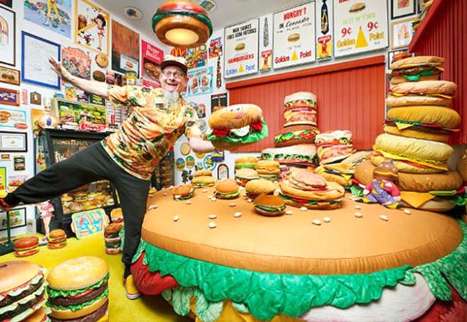 BİR TOST DÜŞÜNÜN Kİ FİYATI BİN 140 TL