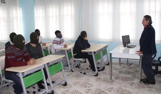 Uğruna Mezarlıkta Yattı, Cezaevine Bile Girdi! Şimdi Herkese Sesleniyor: Allah Rızası İçin Bırakın