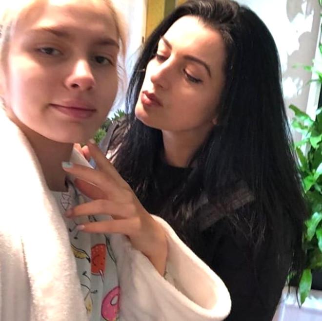 Kim İnanır Aleyna Tilki'nin Annesi Olduğuna! Instagram'ına Bakan Şaşıp Kalıyor