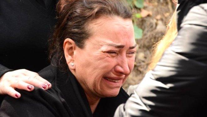 Pavyondan Kurtardığı Yıldız Tilbe'yi, Aşık Olduğu Adamla Bastı!