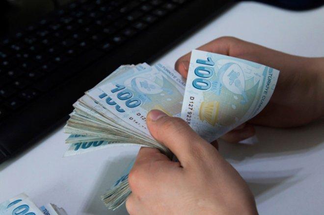 Emekliye Müjde! Mayıs Ayında Bin Lira İkramiye Geliyor
