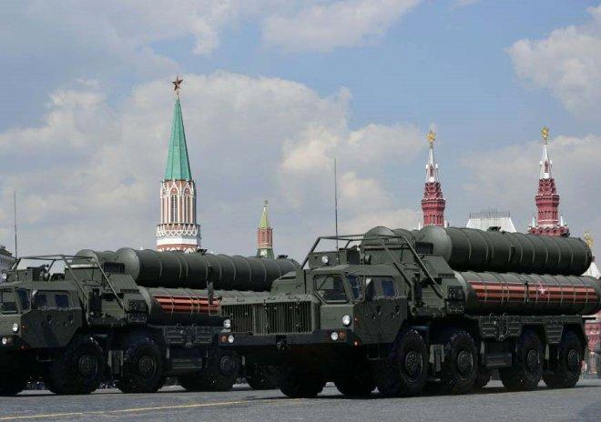 Rus Ordusu, Kızıl Meydanda Şov Yaptı!