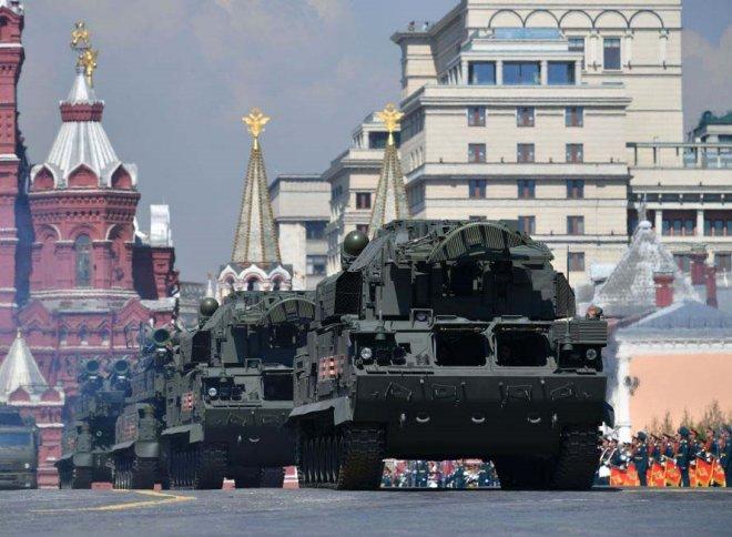 Rus Ordusu, Kızıl Meydanda Şov Yaptı!