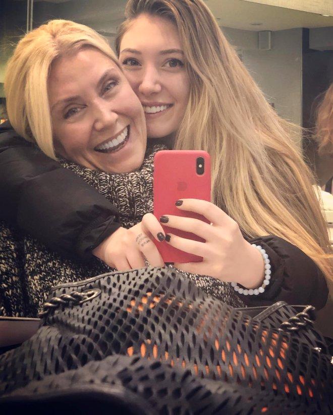 Erkenci Kuş'un Sevilen Yıldızının Annesini Görenler Gözlerine İnanamıyor!