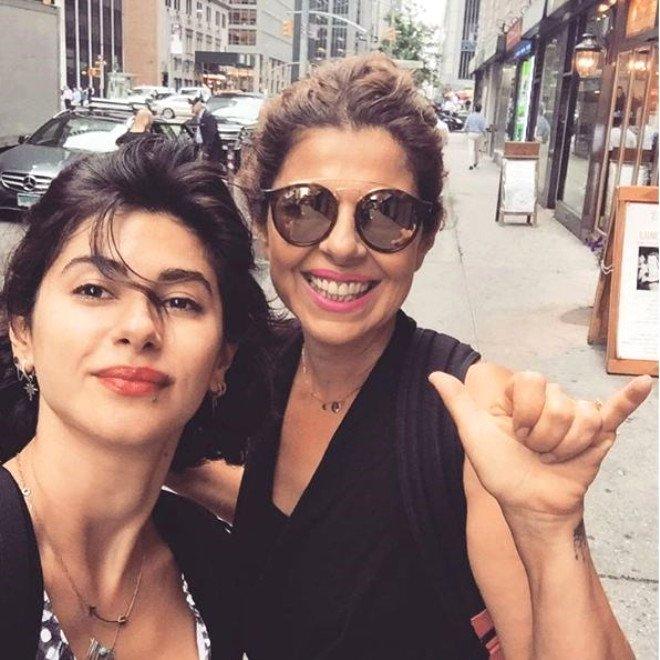 Erkenci Kuş'un Sevilen Yıldızının Annesini Görenler Gözlerine İnanamıyor!