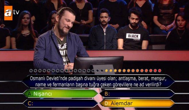 Ünlü YouTuber, Kim Milyoner Olmak İster Yarışmacısının Başını Yaktı