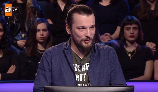 Ünlü YouTuber, Kim Milyoner Olmak İster Yarışmacısının Başını Yaktı