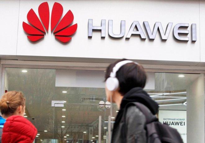 Huawei Kullanıcıları İçin Büyük Tehlike! Google Yasağı Kullanıma Girerse Ne Olacak?