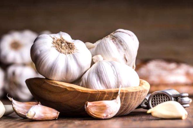 Sadece bir yemek kaşığı bile kansere kalkan oluyor! İşte kansere geçit vermeyen 10 besin