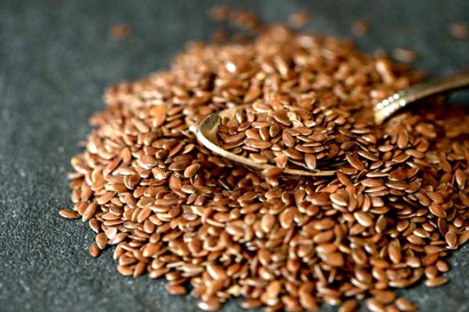 Sadece bir yemek kaşığı bile kansere kalkan oluyor! İşte kansere geçit vermeyen 10 besin