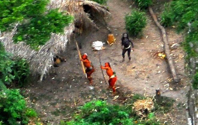 Yaklaşanı öldürüyorlar! İşte dünyanın en izole kabilesi: Sentinelese