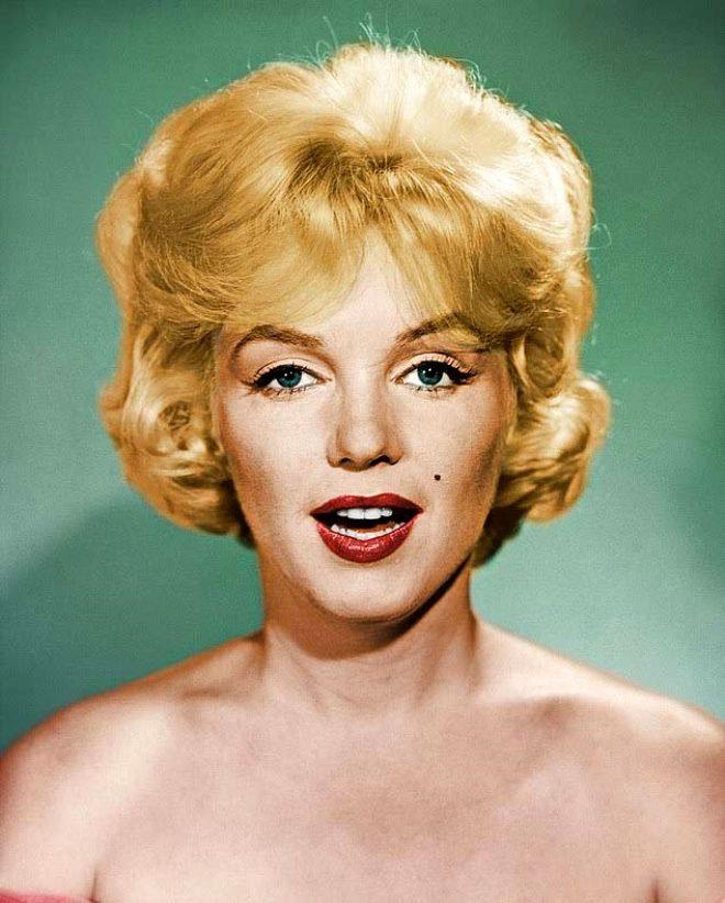 Güzelliğiyle bir döneme damga vuran Marilyn Monroe'nun cesediyle ilgili şoke eden gerçek, yıllar sonra ortaya çıktı!