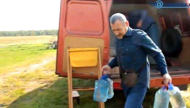 Evlilik dışı cinsel ilişkiye dur demek isteyen din adamının yaptığı şey, pes dedirtti!