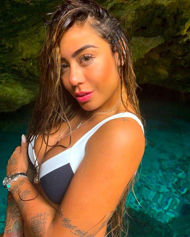 Ünlü futbolcu Neymar'ın kız kardeşi modelleri aratmıyor! Instagram pozları yürek hoplattı