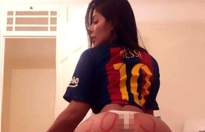 Messi'nin belalı hayranı sınır tanımıyor! Ünlü futbolcunun fotoğrafını kasığına dövme yaptırdı