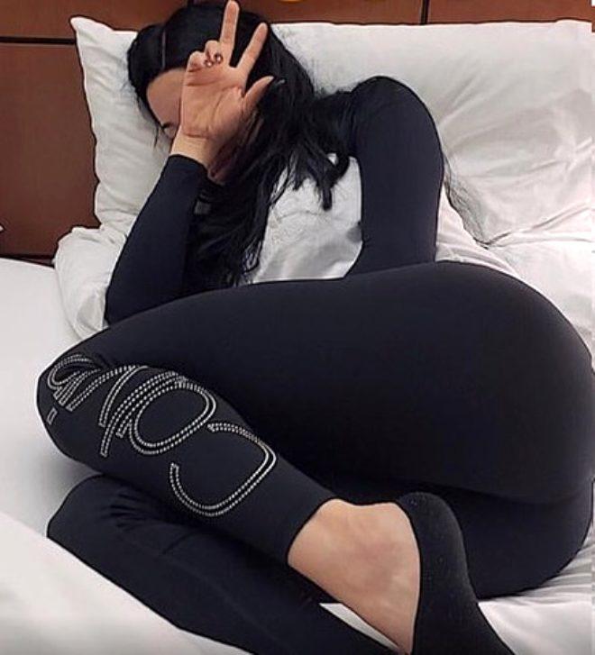 Kocası dünyanın en suçlusu! Paparazzilerin peşinden koştuğu genç kadın 7 ay sonra yeniden ortaya çıktı