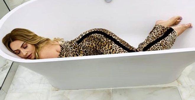 Hadise karantina dinlemedi! Kuaförünü ayağına çağırıp kesenin ağzını açtı