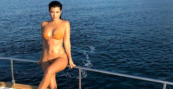 Fotoğrafına gelen yorumlara yanıt veren Kourtney, hamileliği 'nimet' olarak yorumladı