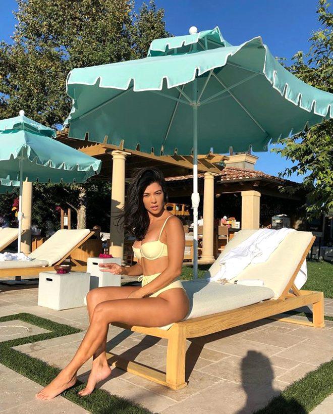 Fotoğrafına gelen yorumlara yanıt veren Kourtney, hamileliği 'nimet' olarak yorumladı