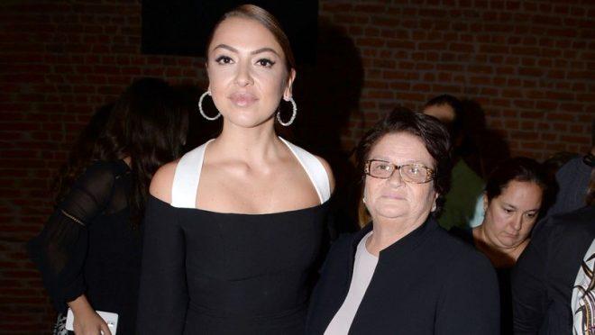 Hadise ve Gülnihal Açıkgöz