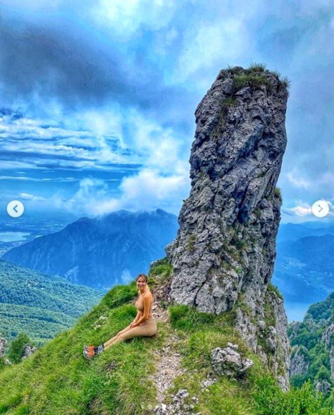 Ünlü spiker Diletta Leotta'nın yürüyüş sırasında eğilerek verdiği poz beğeni rekoru kırdı