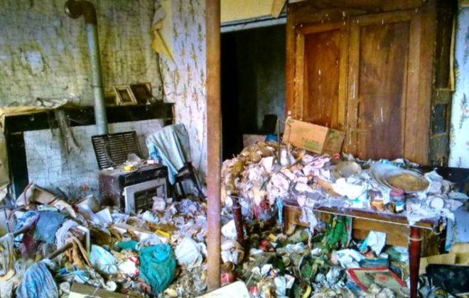 Genç çift, 1 euroya aldıkları mağara evi 12 ay içinde saraya dönüştürdü