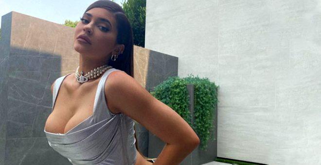 Kylie Jenner, eski halini paylaşan Kim Kardashian'a tepki gösterdi: Hemen sil bunu