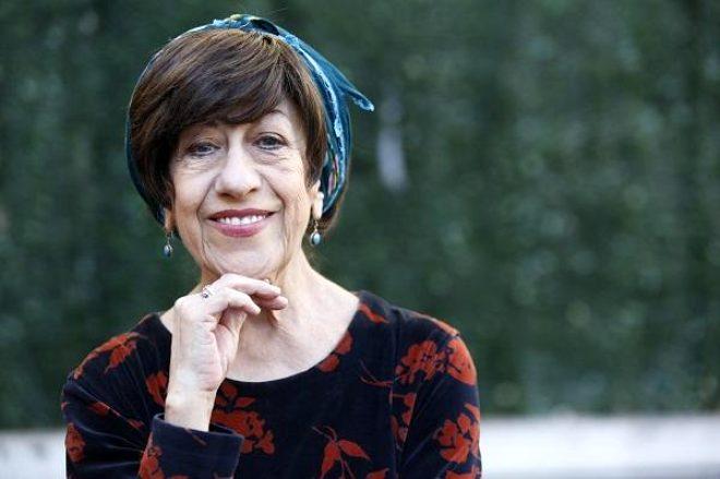 Şark Bülbülü'nün utangaç güzeli Hatice son haliyle hayran bıraktı! İşte efsane oyuncuların yıllar içindeki değişimi